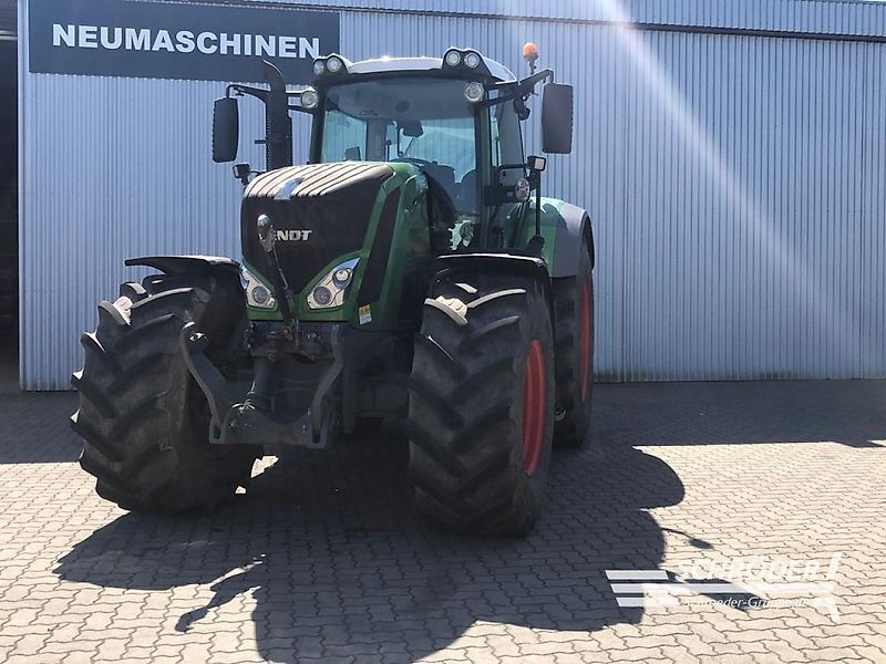E-FARM: Fendt 828 Vario ProfiPlus - Tracteur - id M5F5R3R - 87 885 € - Année: 2017 - Lecture du nombre d'heure: 7 442,Puissance du moteur (chevaux): 279,Allemagne