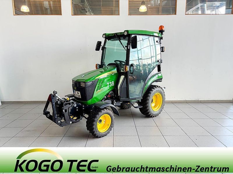 John Deere 2026 R Tracteur