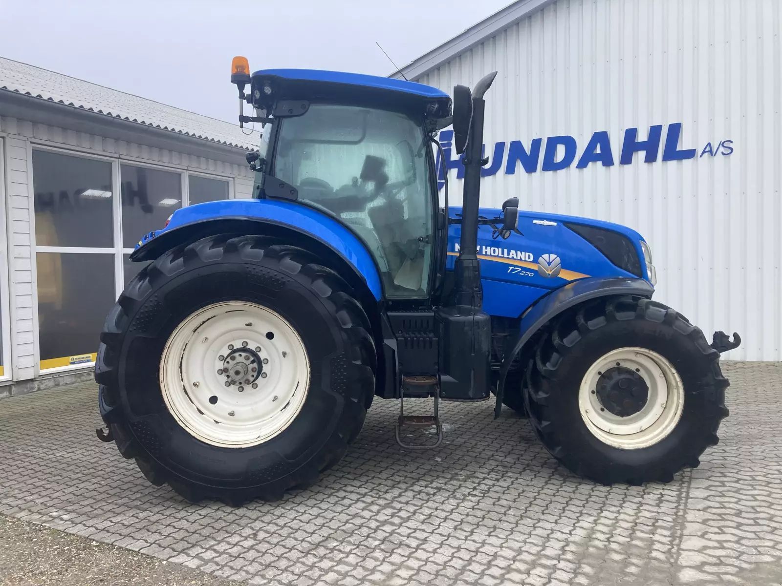 New Holland T7.270 AC Tracteur 98 401 €