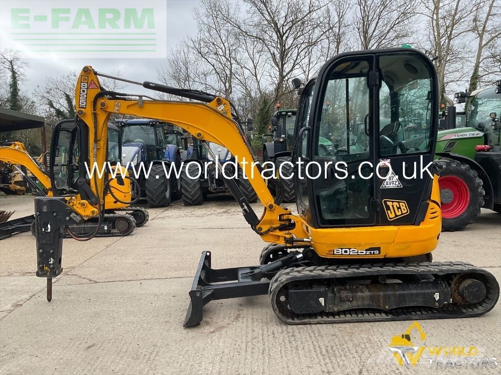 JCB 8025 zts Mini excavator €18,464