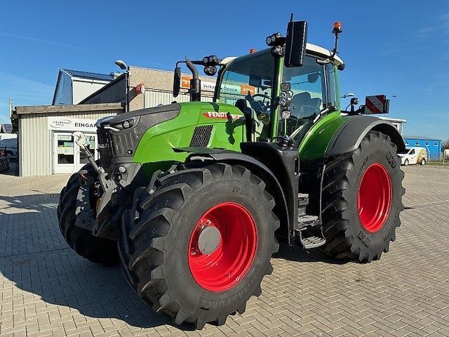 Fendt 728 Vario Profi Plus Traktor 219.000 €