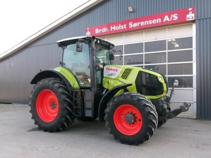 Claas Axion 800 Tractor €63,558