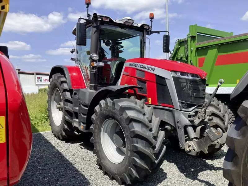 E-FARM: Massey Ferguson 8S.245 Exclusive - Tracteur - id MQGZYCF - 174 900 € - Année: 2023 - Lecture du nombre d'heure: 580,Puissance du moteur (chevaux): 245,Allemagne