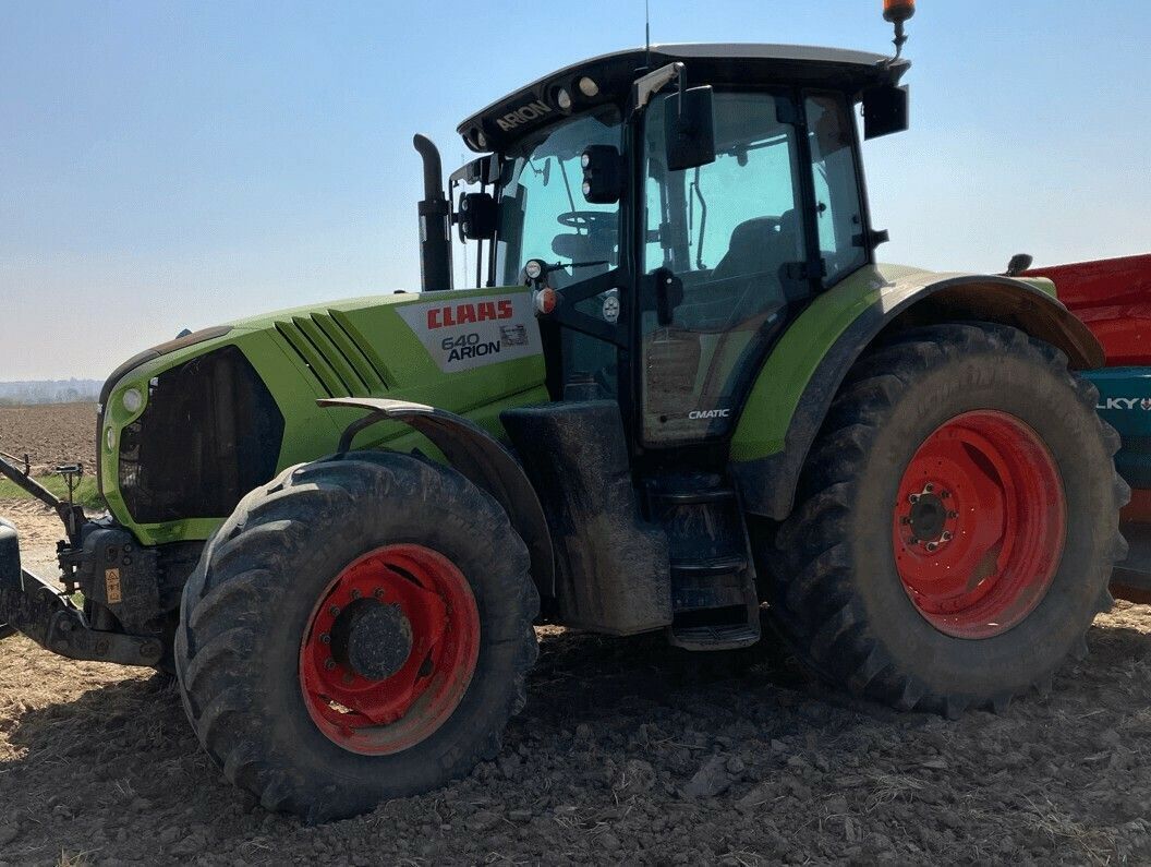 Claas Arion 640 CMATIC Tractor €68,000