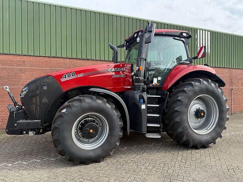 Case IH Magnum 400 Tractor