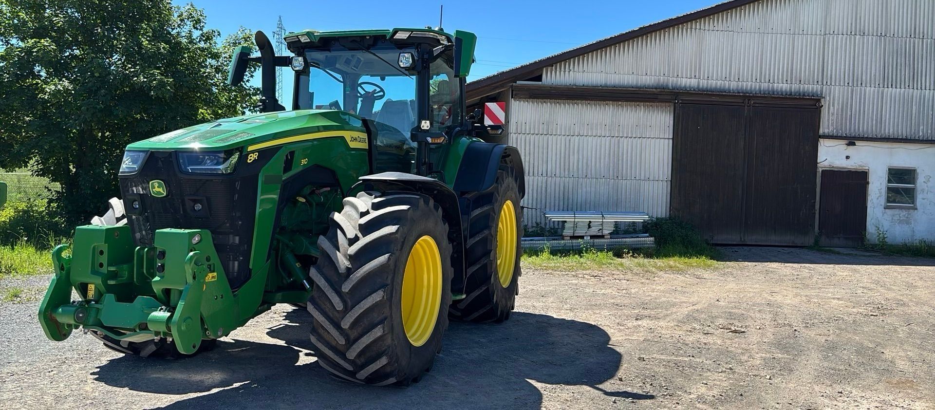 John Deere 8R 310 Tractor €209,000