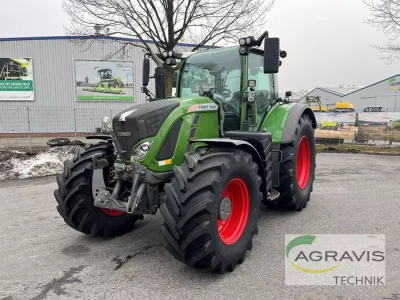 Fendt 724 Vario Profi Tractor €109,900