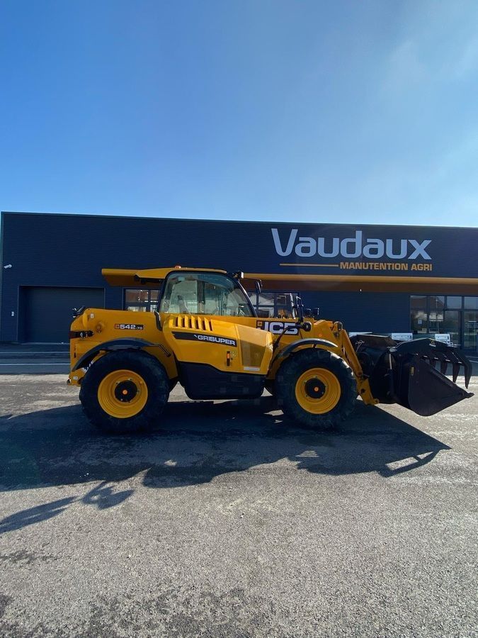E-FARM: JCB 542-70 AGRI - Teleskoplæsser - id 7PN4JNC - 64.500 € - Produktionsår: 2020 - Motortimer: 2.200,Frankrig