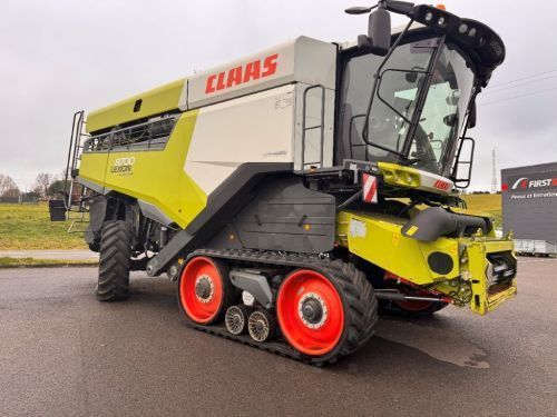 Claas Lexion 8700 Terra Trac Combine harvester €430,000