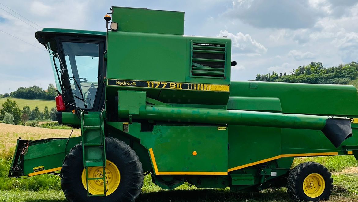 John Deere 1177 Kombajn zbożowy 25 000 €