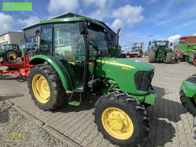 E-FARM: John Deere 5055 E - Τρακτέρ - id XYAQYPD - 25.084 € - Χρονία: 2012 - Μετρητής ωρών: 2.378,Ισχύς κινητήρα: 54,Γερμανία