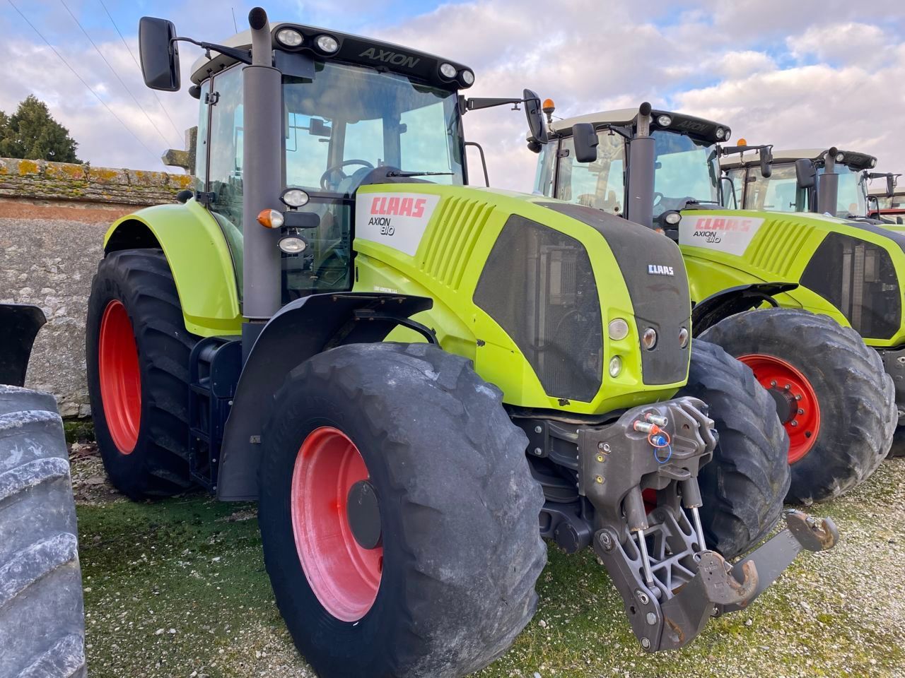 Claas Axion 810 Tractor €47,000
