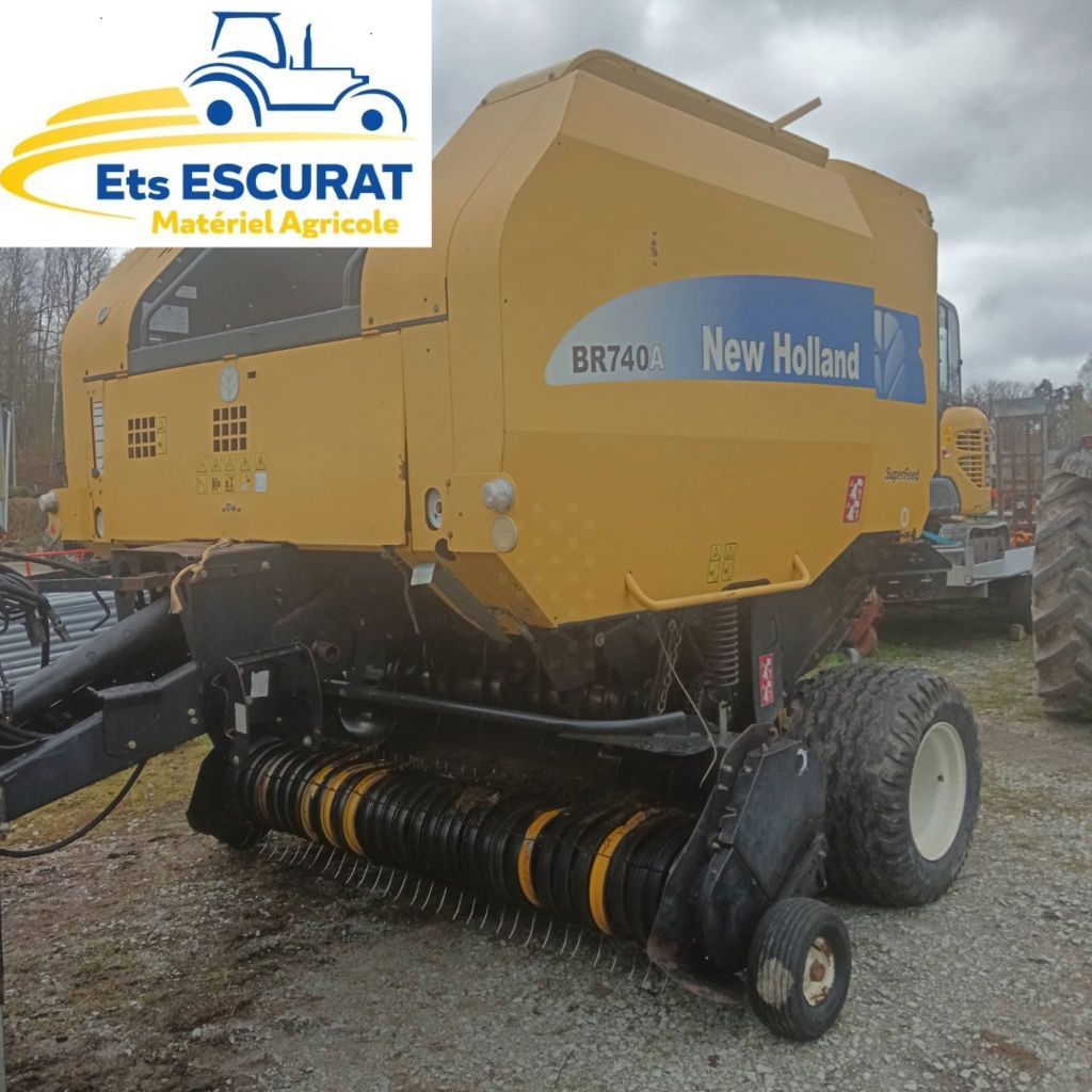 E-FARM: New Holland BR740 - Presse à balles - id RKME7UP - 13 000 € - Année: 2006 - Balles produites: 29 700,France