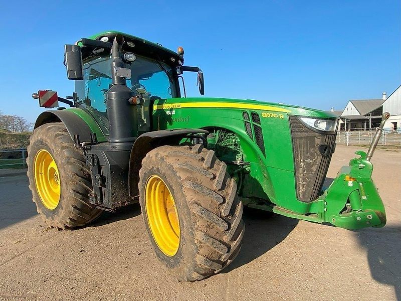 John Deere 8370 R Tractor €158,000