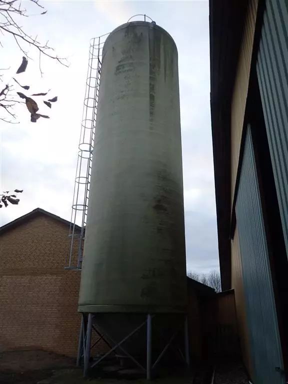 E-FARM: sonstige 100m3 glasfiber - Manipulación del almacenamiento de grano - id IPN1YRV - 7374 € - Dinamarca
