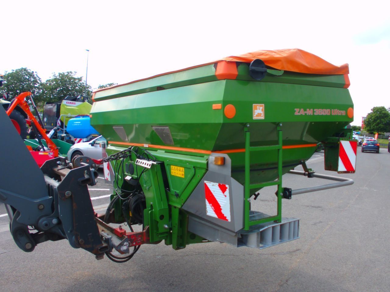 E-FARM: Amazone ZA-M 3600 Ultra - Düngerstreuer - id EGW3MIB - 7.900 € - Baujahr: 2014 - Frankreich