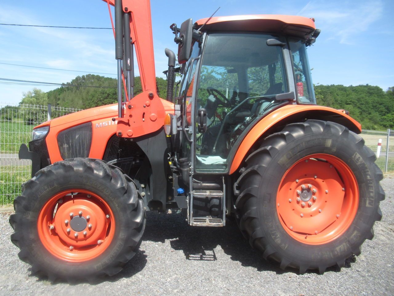 Kubota m5 111 + chargeur Tracteur 37 500 €