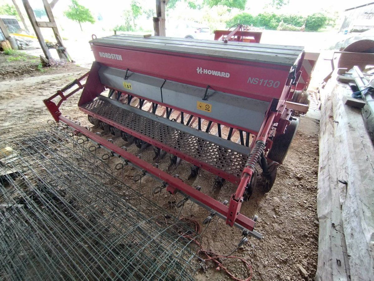 E-FARM: NORDSTEN 3m - Drillmaschine - id XKLJTCQ - Baujahr: 2006 - Frankreich