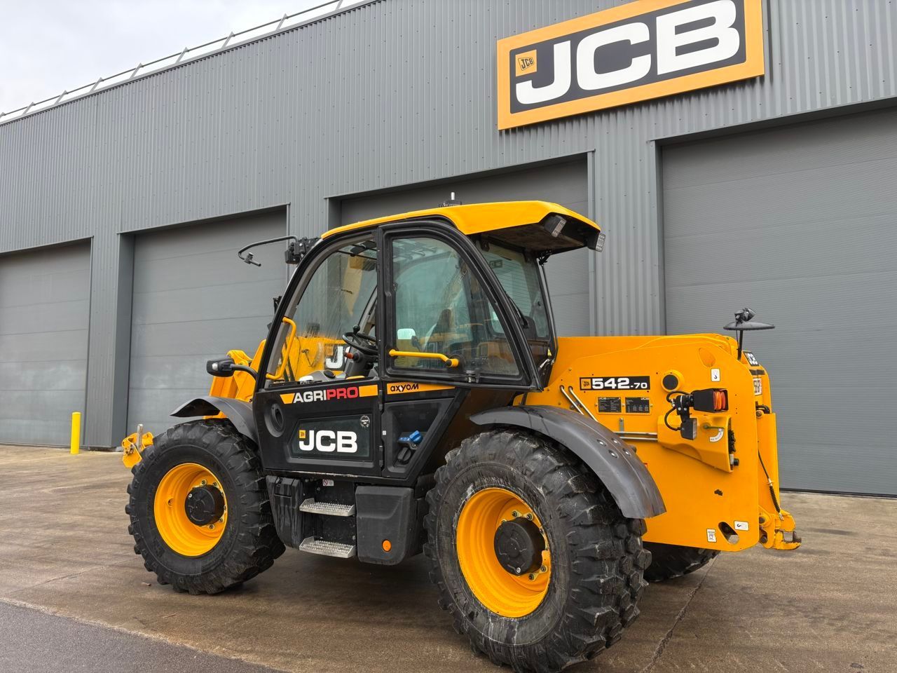 JCB 542-70 Telehandler €92,000