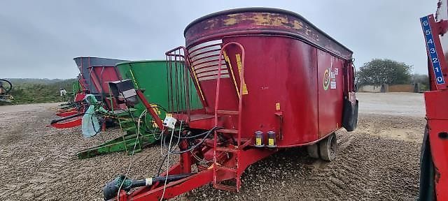 E-FARM: BVL v-mix 20m3 - Mixer feeder - id XZPPQKH - €7,366 - Year of construction: 2003 - Denmark