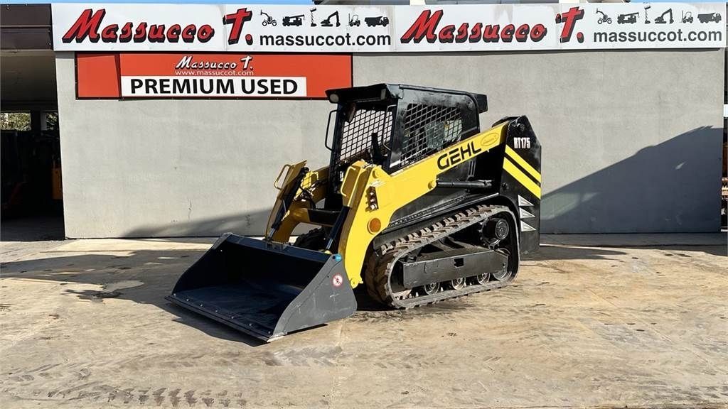 E-FARM: Gehl rt175 - Chargeuse compacte - id SVBN2FF - 38 000 € - Année: 2014 - Italie