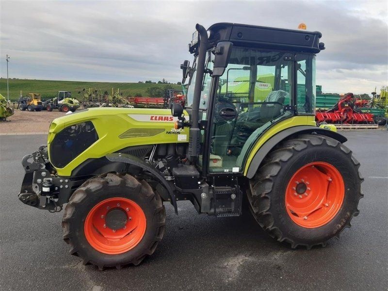 Claas nexos 260 l advanced tractor 93.500 €