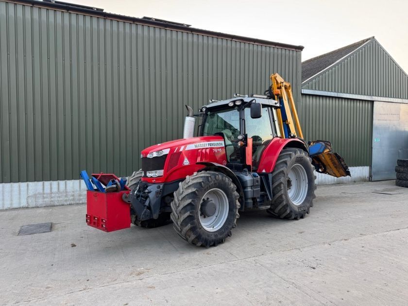 E-FARM: Massey Ferguson 7618 Dyna-VT - Tractor - id FJNWBLG - €45,840 - Year of construction: 2013 - Engine hours: 12,765,United Kingdom