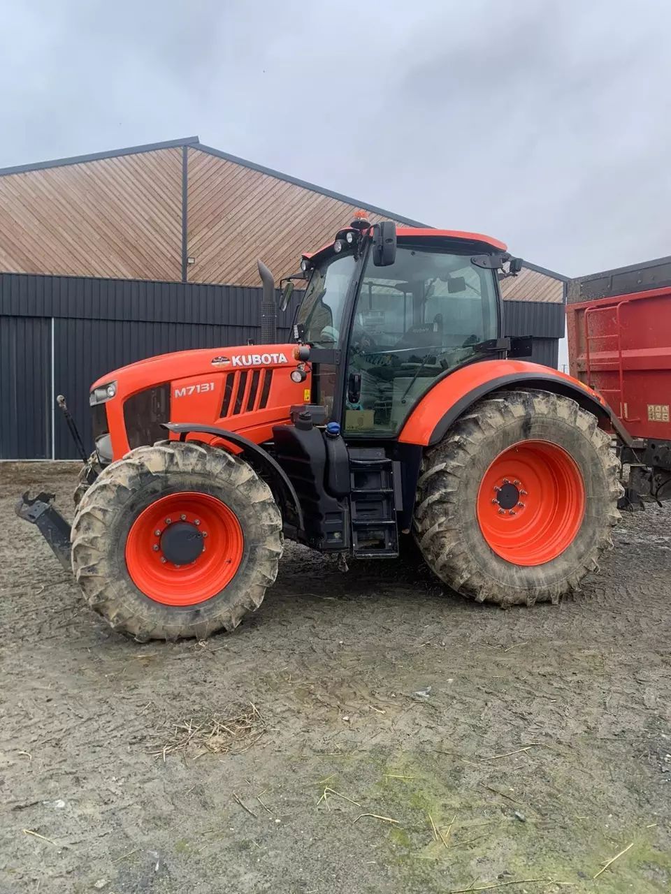 E-FARM: Kubota M7131 - Tractor - id 26SDPGP - 57.500 € - Año: 2017 - Potencia del motor: 135,Francia