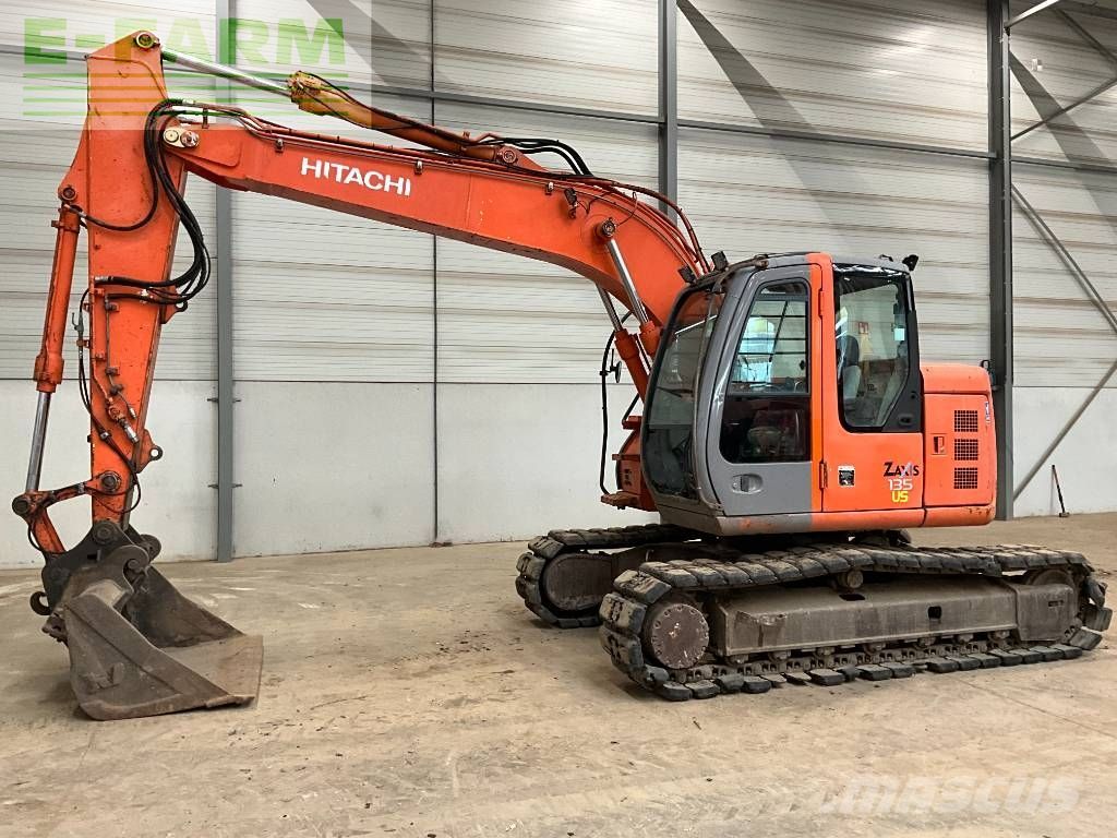 Hitachi zx 135 us Excavadora de orugas 20.500 €