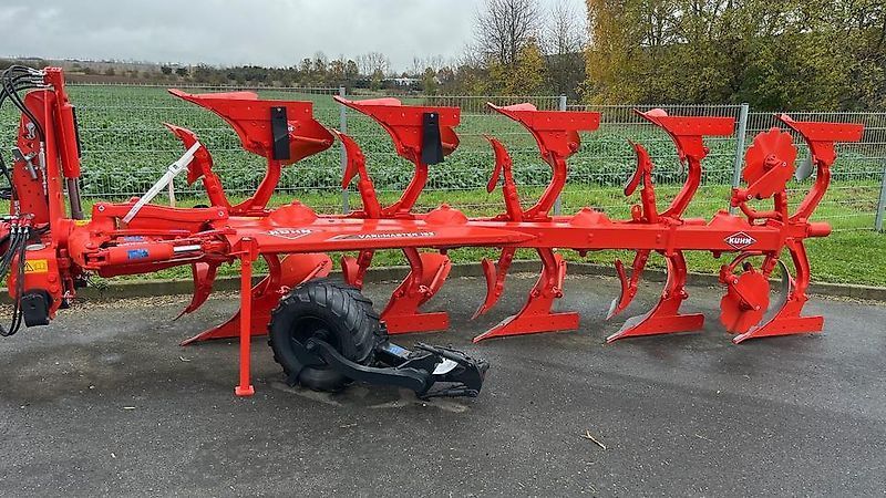 E-FARM: Kuhn Vari-Master 153 5E - Pflug - id JERLJSY - 37.900 € - Deutschland