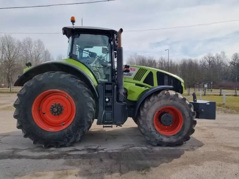E-FARM: Claas Axion 950 - Trattore - id BSPKPPH - 73.733 € - Anno di costruzione: 2013 - Ore: 7.200,Potenza del motore: 405,Danimarca
