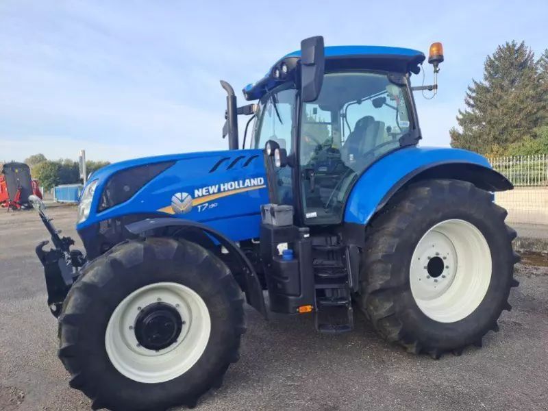 E-FARM: New Holland T7.190 - Tracteur - id KQKIZSX - 82 000 € - Année: 2019 - Lecture du nombre d'heure: 2 440,Puissance du moteur (chevaux): 165,France
