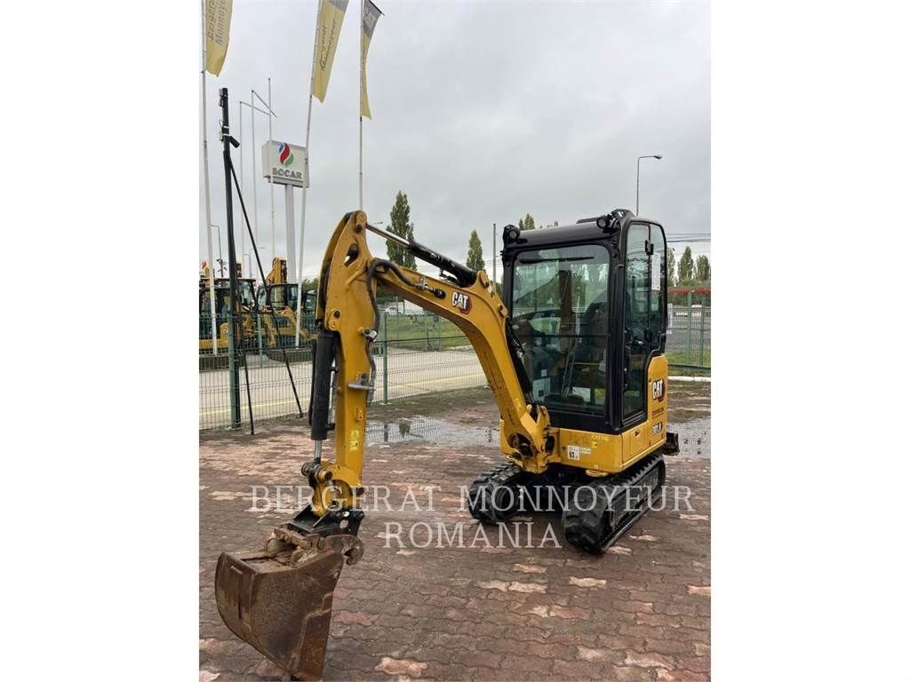 E-FARM: Caterpillar 301.8-05 - Escavatore cingolato - id WKXSRLL - 25.970 € - Anno di costruzione: 2019 - Romania