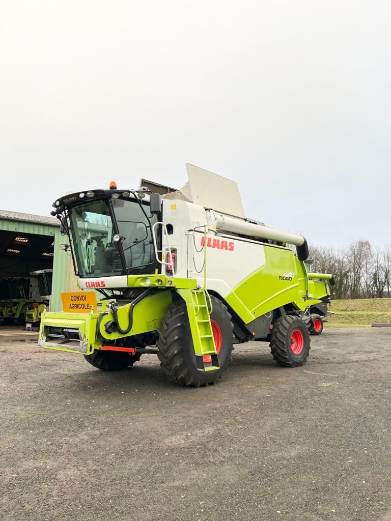 Claas Tucano 440 Combină de recoltat 138.000 EUR