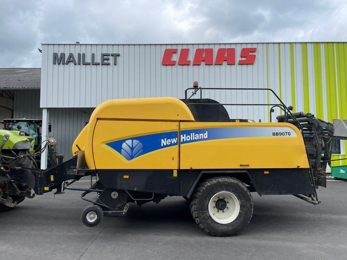 New Holland bb 9070 Baler €42,500