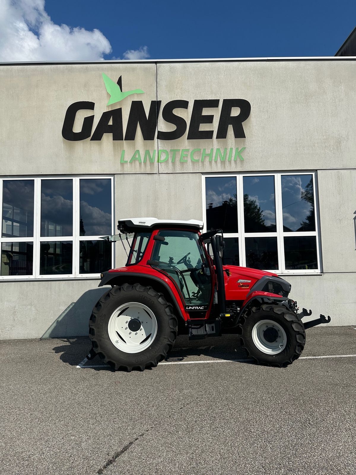 Lindner Lintrac 100 Traktor 95.750 €