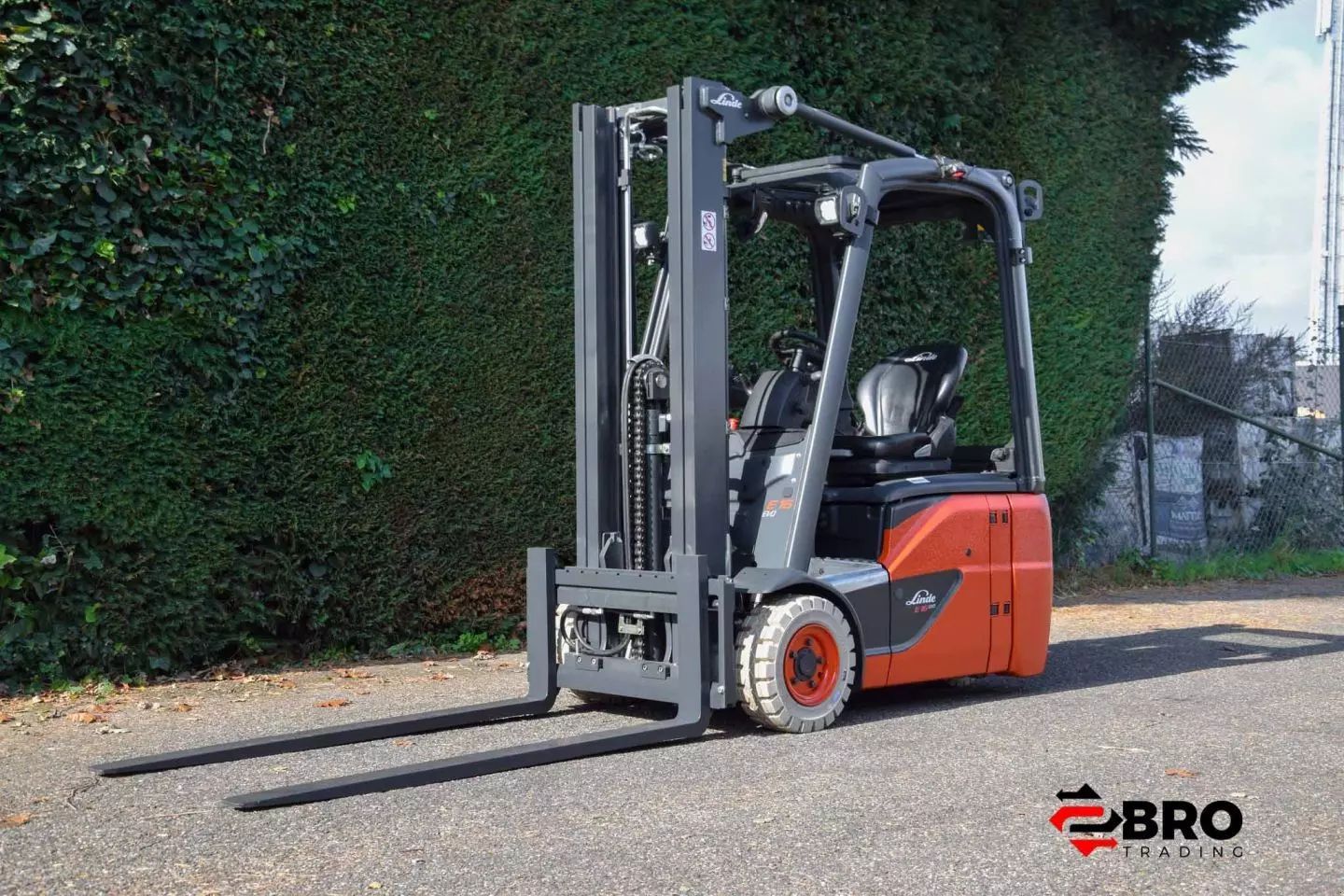 Linde e16c-02 evo Carretilla elevadora 13.900 €