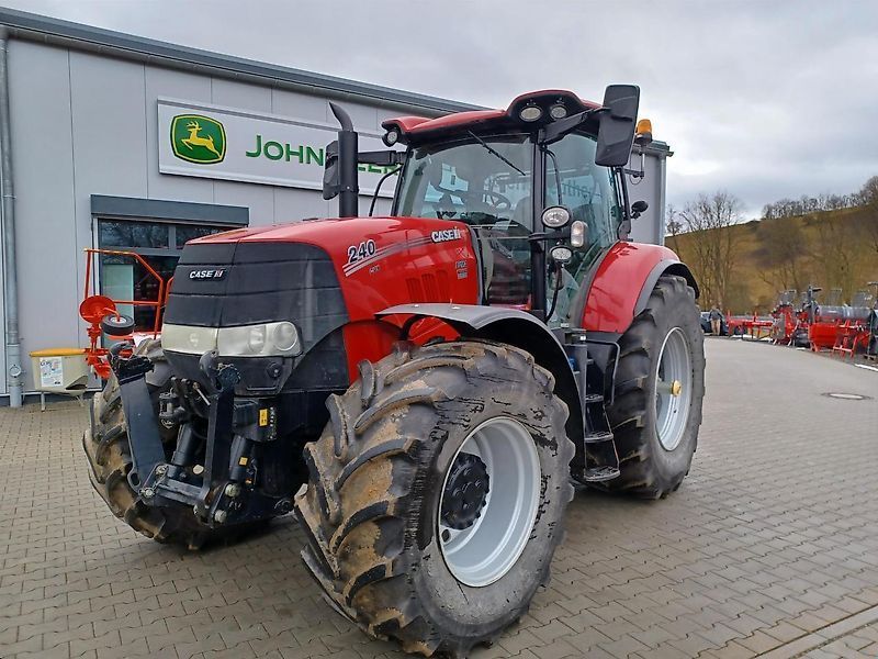 Case IH Puma 240 CVX Tractor 85.000 €