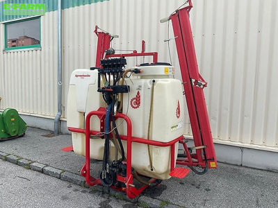 E-FARM: Agromehanika 1000 l - Sprayer - id GXMN523 - €5,221 - Year of construction: 2006 - Engine hours: 1,Austria