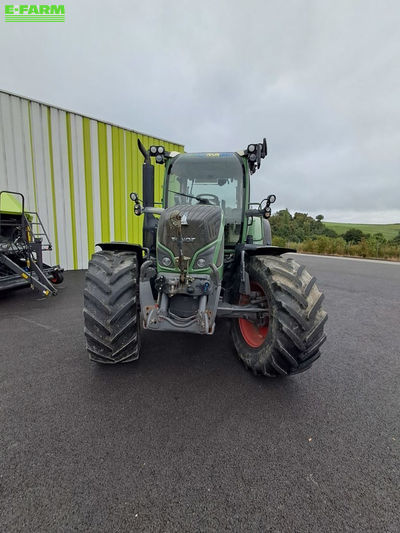 E-FARM: Fendt 514 Vario - Tractor - id WKVKNX4 - €70,000 - Year of construction: 2015 - Engine hours: 6,500,Engine power (HP): 140,France