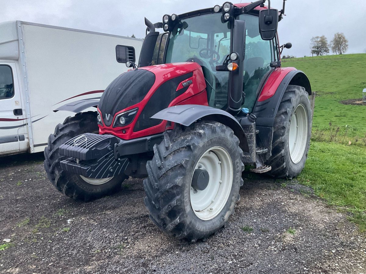 E-FARM: Valtra N114e - Tractor - id HSZJAQR - €59,800 - Year of construction: 2018 - Engine hours: 1,850,Engine power (HP): 114,France