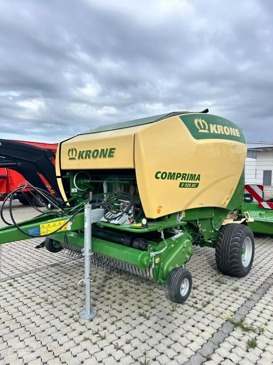 Krone Comprima F 125 XC Balownica