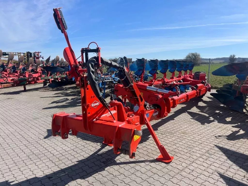 Kuhn vari-leader Plough €49,244