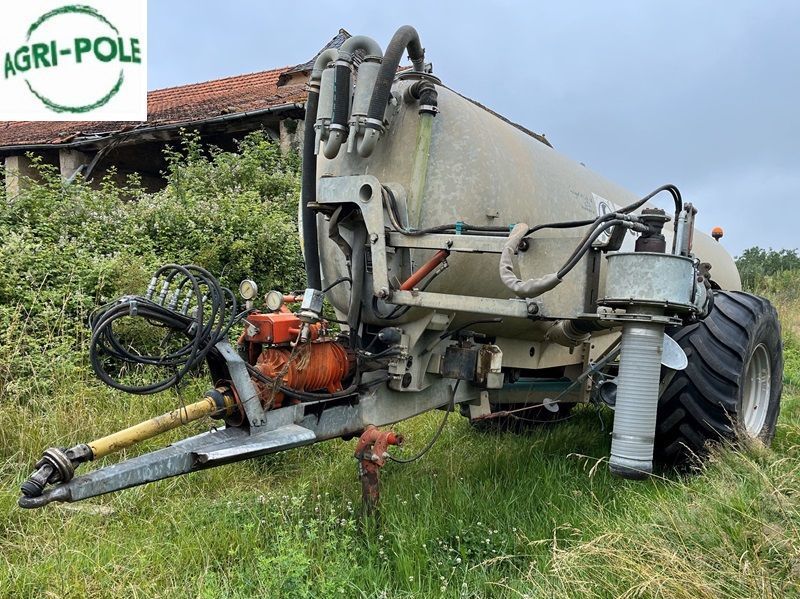E-FARM: Pichon tci 10400 - Epandeur à lisier automoteur - id YBR6D9K - 15 300 € - Année: 2008 - France