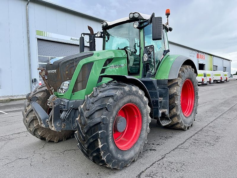 E-FARM: Fendt 828 Vario ProfiPlus - Tractor - id EDXKIHJ - €71,429 - Year of construction: 2015 - Engine hours: 10,935,Engine power (HP): 276,Germany