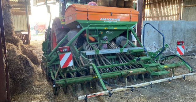 E-FARM: Amazone Cx 4000 super - Semoir - id CZAI9BW - 35 000 € - Année: 2016 - France