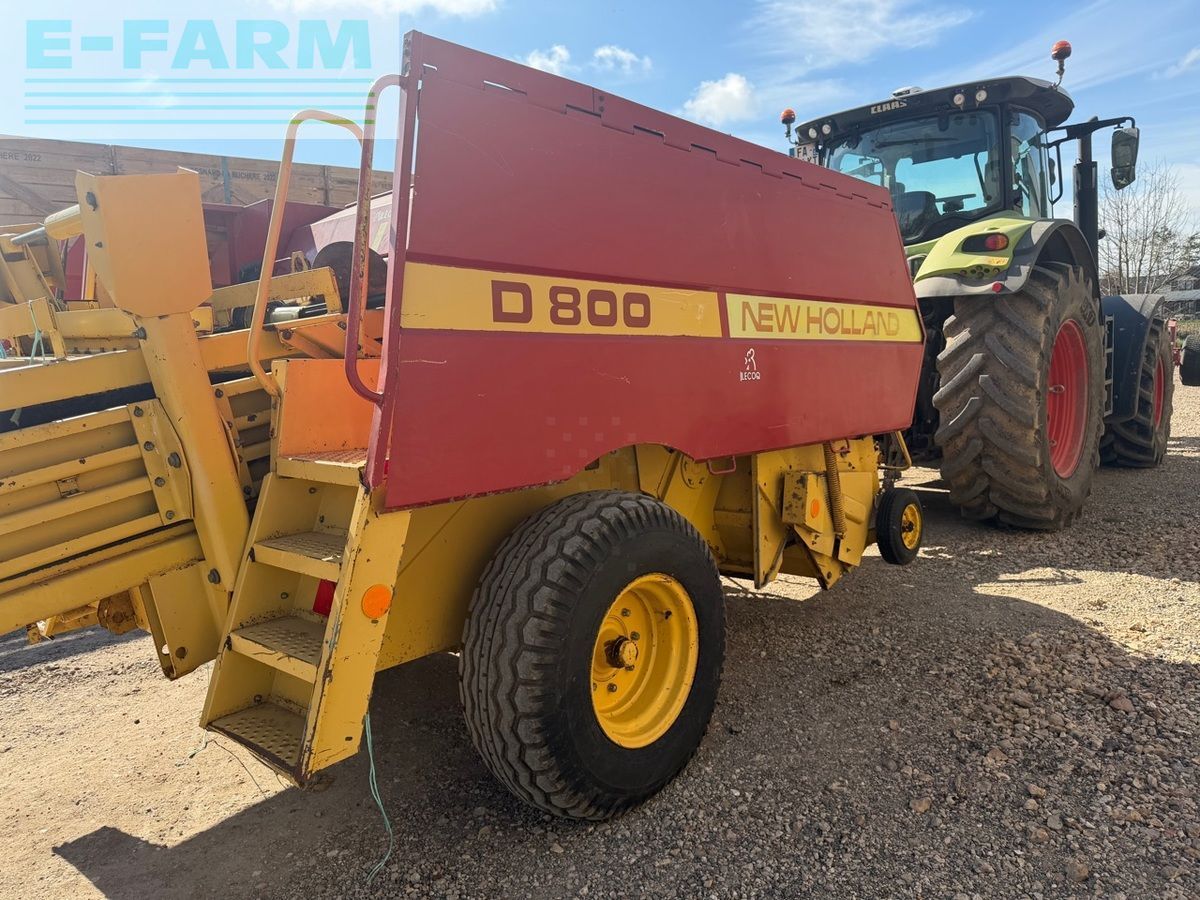 New Holland d800 Πρέσσα 4.800 €