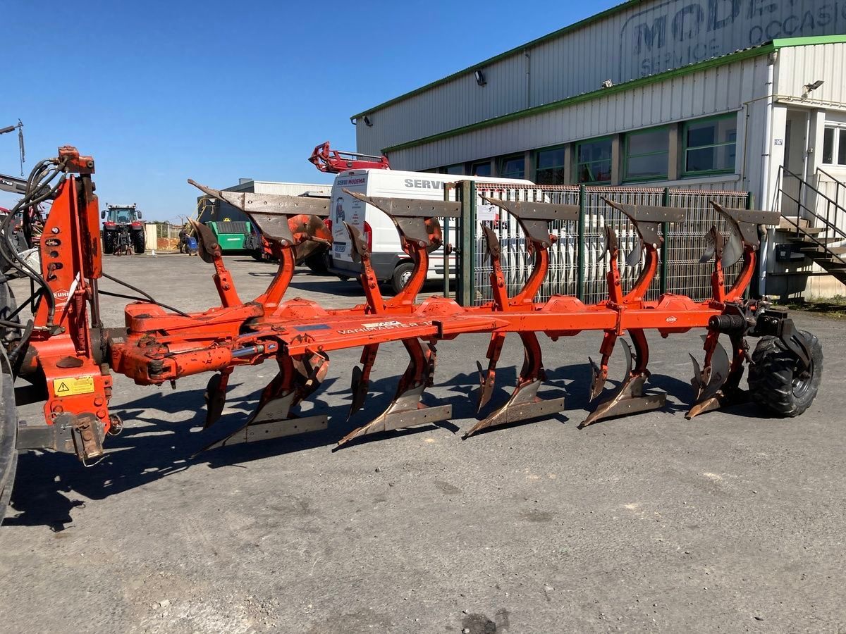 E-FARM: Kuhn vari-master - Pflug - id WSNTE8R - 12.000 € - Baujahr: 2004 - Frankreich