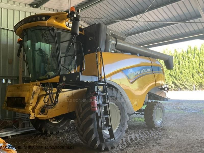 New Holland CX 6.80 Kombajn zbożowy 170 000 €
