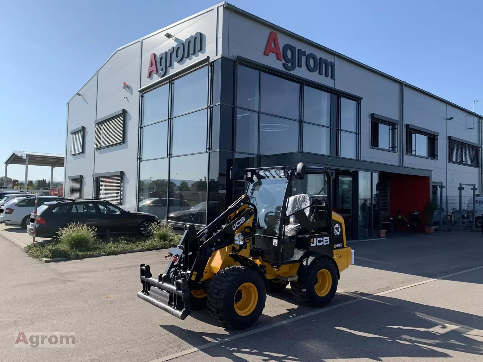 E-FARM: JCB 403 - Chargeuse sur pneus - id BNVMPNH - 36 555 € - Année: 2023 - Puissance du moteur (chevaux): 25,Allemagne
